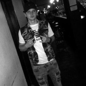 Meet your Posher, Ethan